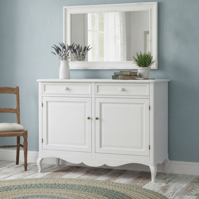 Credenza Chloe finitura bianco shabby di Castagnetti 1928.