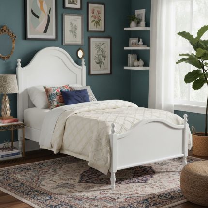 Letto singolo Nadine finitura bianco consumato di Castagnetti 1928.