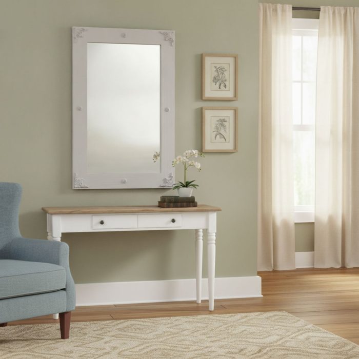 Specchio Nadine finitura bianco consumato di Castagnetti 1928.