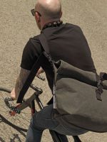 Borsa Messenger Shoulder Bike di Essent'ail.
