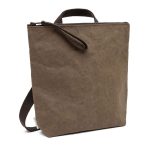 Zaino MINI XL caffè di Essent'ial.