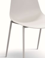Sedia Malo di Castagnetti 1928 colore bianco.